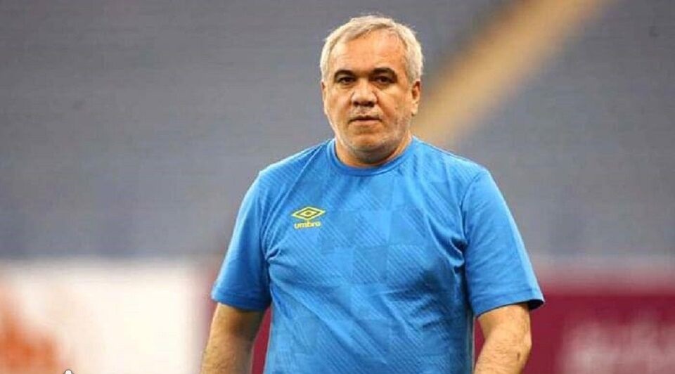 علی فتحالله زاده برای بازی استقلال به ورزشگاه می رود علی فتحالله زاده برای بازی استقلال به ورزشگاه می رود