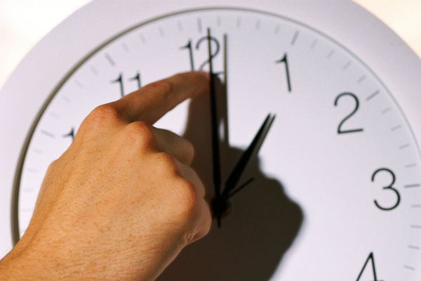 شورای نگهبان طرح عدم تغییر ساعت رسمی کشور را تایید کرد / سال ۱۴۰۲ ساعت رسمی تعییر نمی‌کند