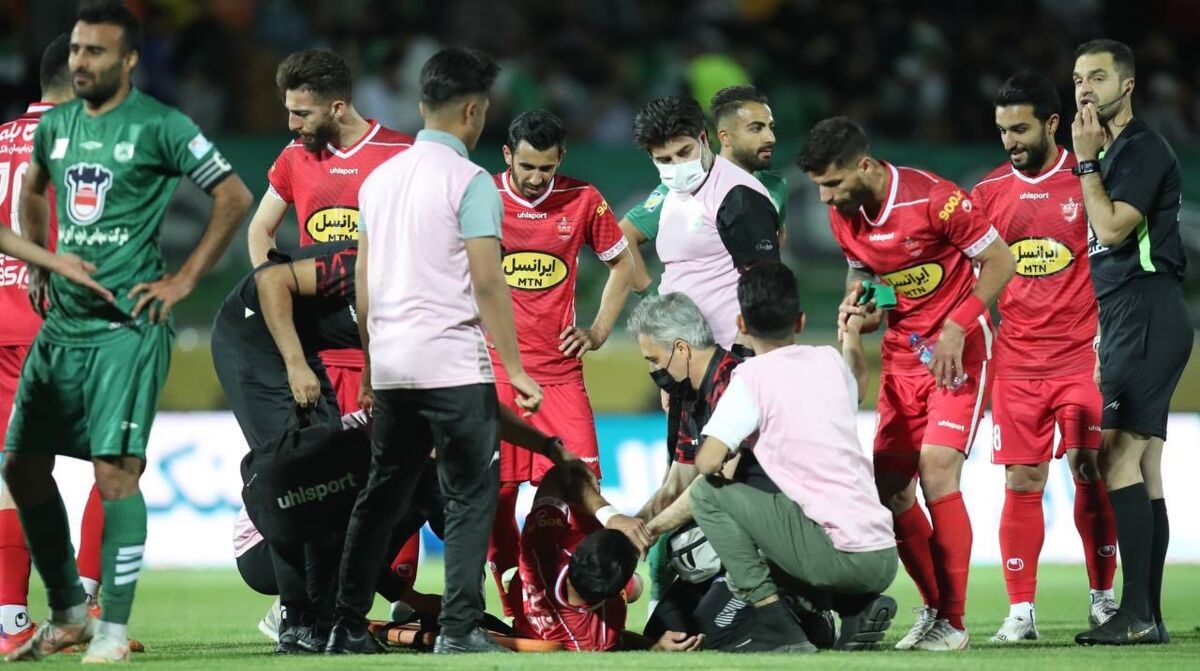 اشتباه یحیی باعث باخت پرسپولیس به سپاهان ؟ اشتباه یحیی باعث باخت پرسپولیس به سپاهان ؟