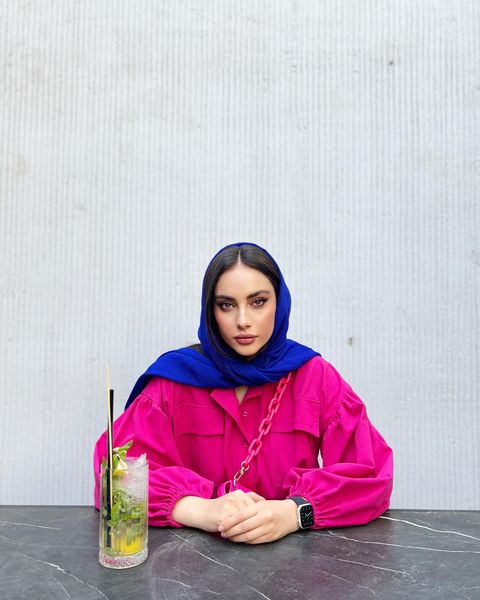 ظاهر تابستانی و شاد ترلان پروانه با رنگ های جیغ+ عکس