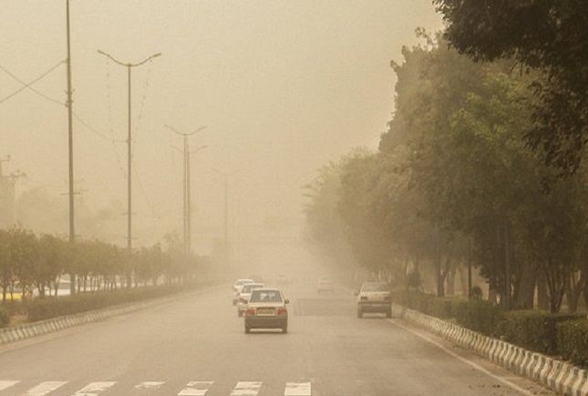 نیمی از ایران در گرد و غبار است