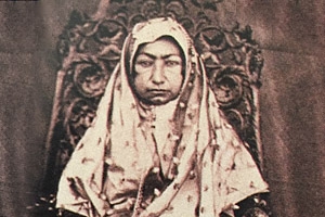 ماجرای انحرافات جنسی مادر ناصرالدین شاه / عکس