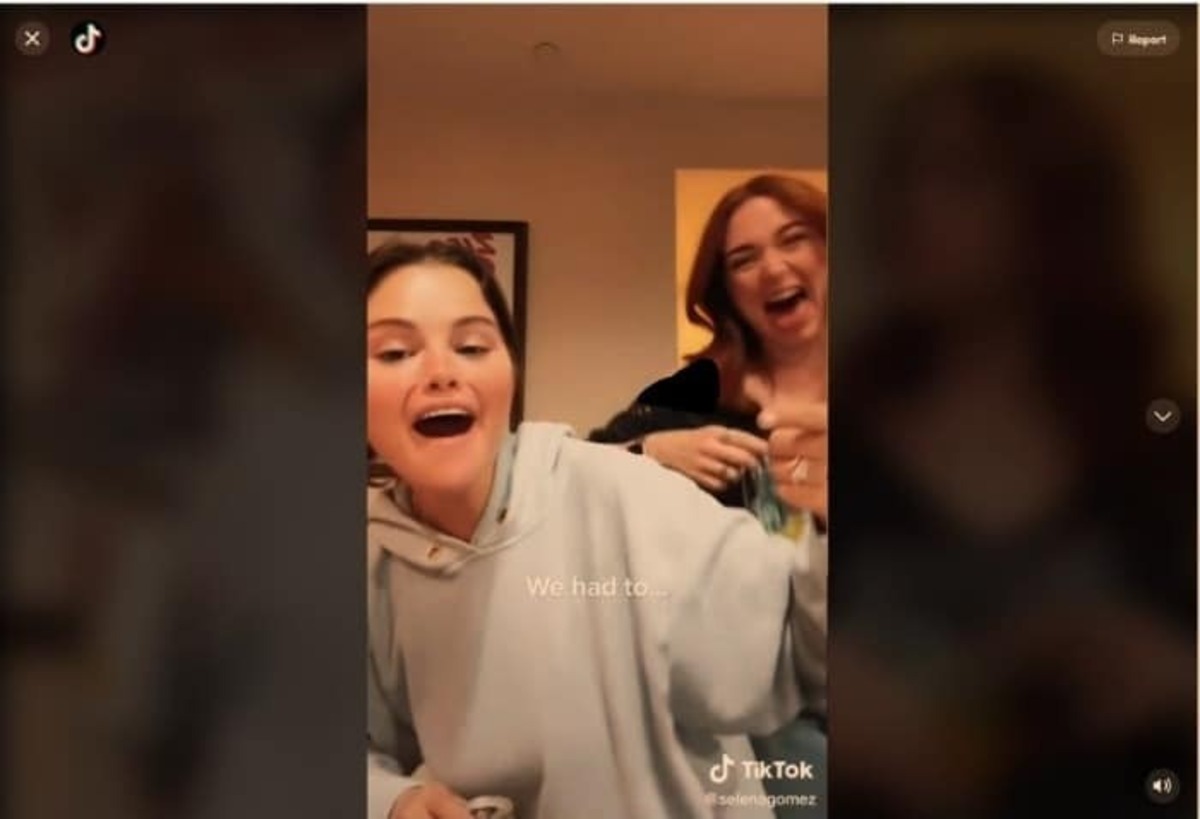 دابسمش سلنا گومز که اینترنت را منفجر کرد + عکس