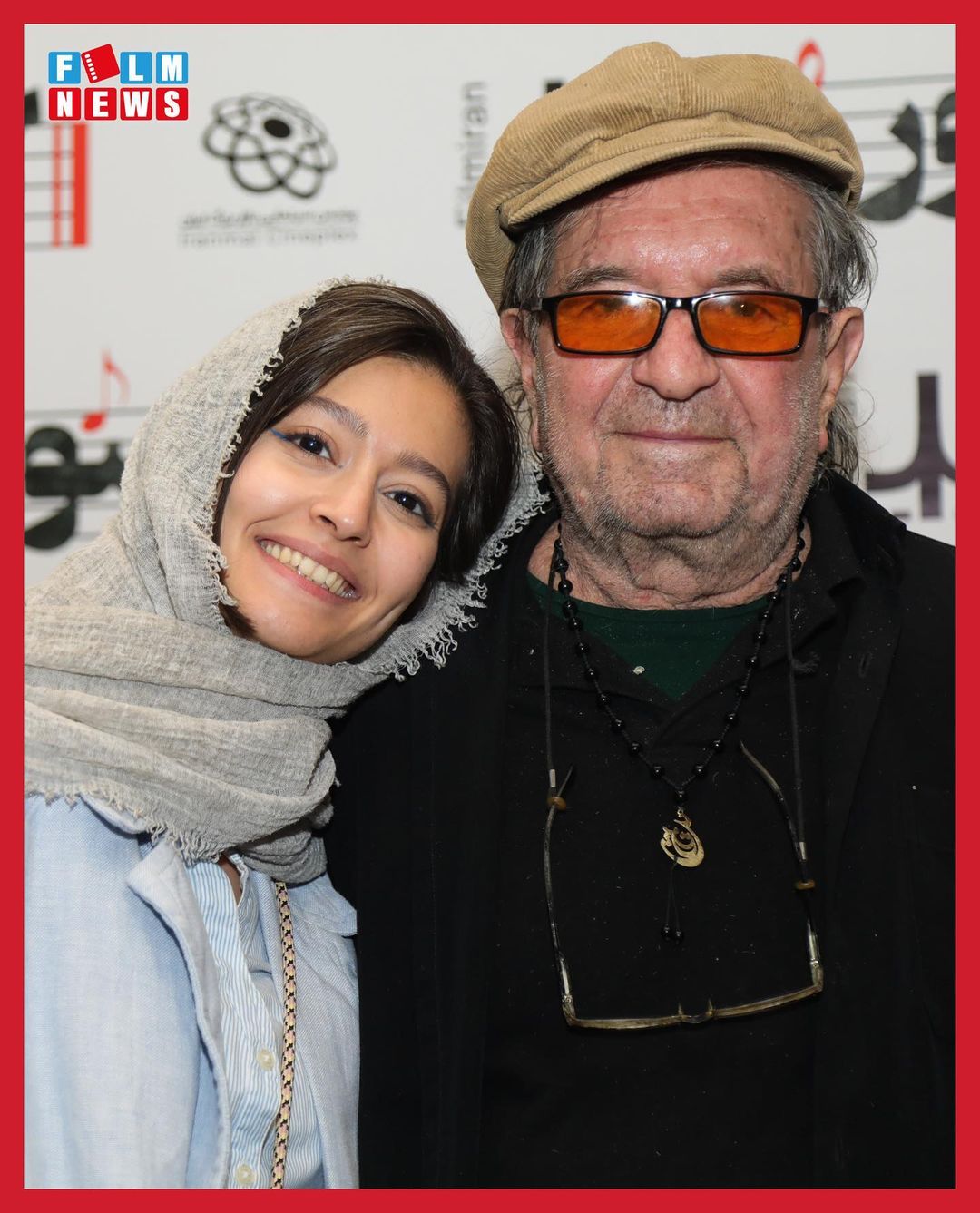 تصویر احساسی خانم بازیگر و آقای کارگردان!