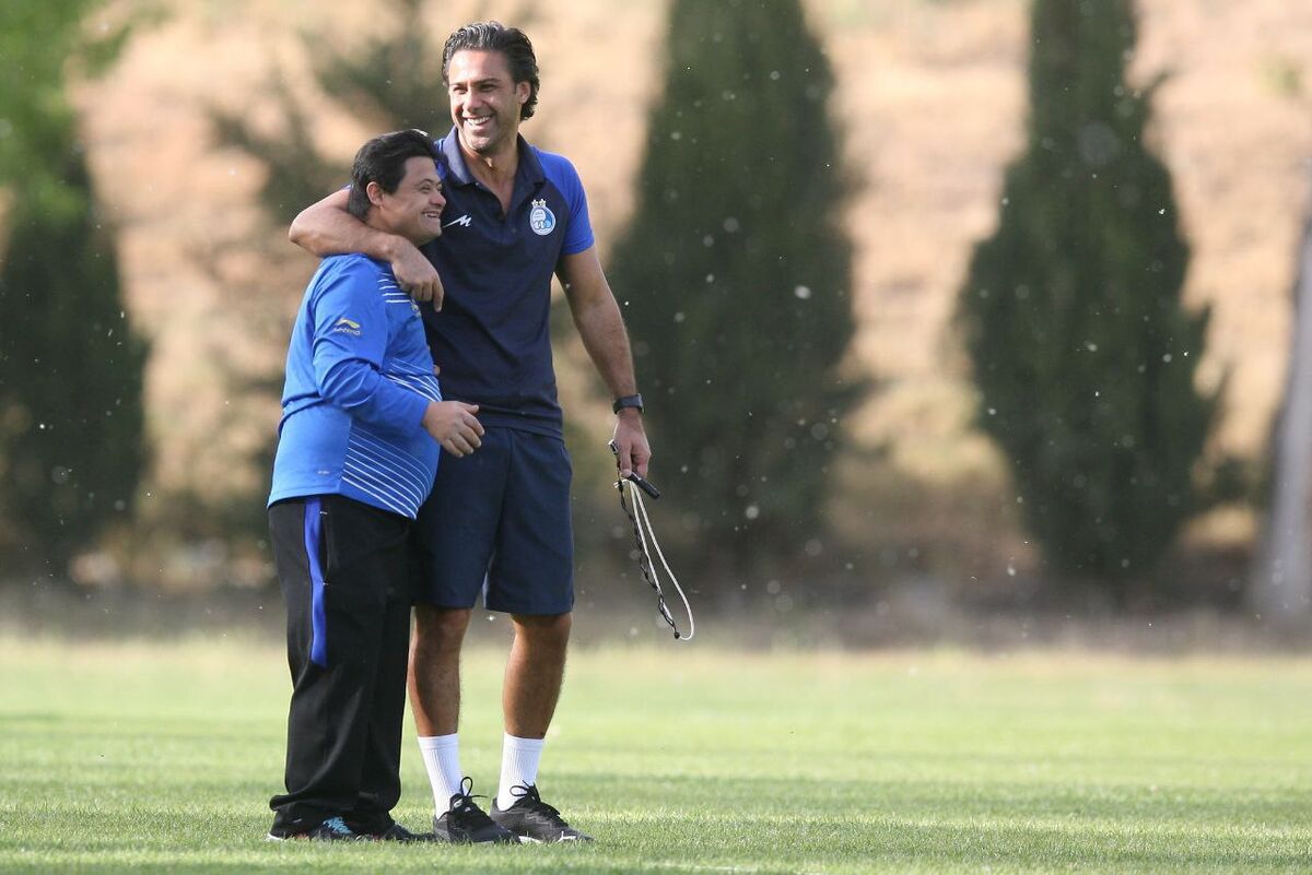 هوادار استقلال دستیار جدید مجیدی هوادار استقلال دستیار جدید مجیدی