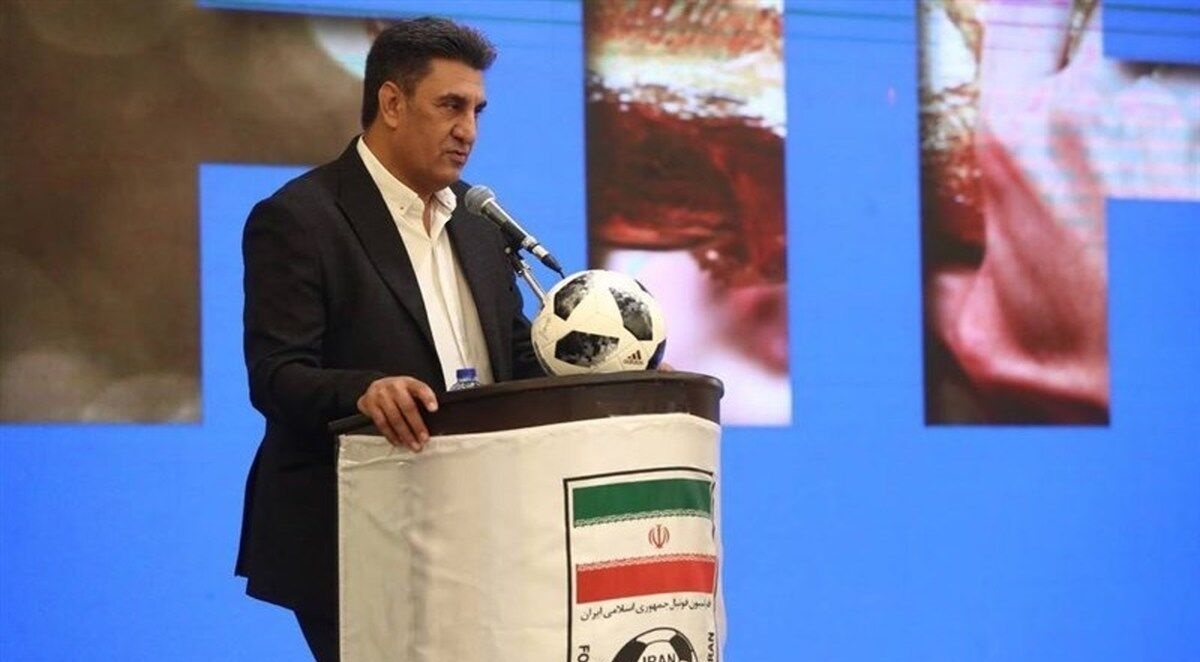 هداد افشاریان از اعضای مجمع فدراسیون فوتبال تقدیر کرد