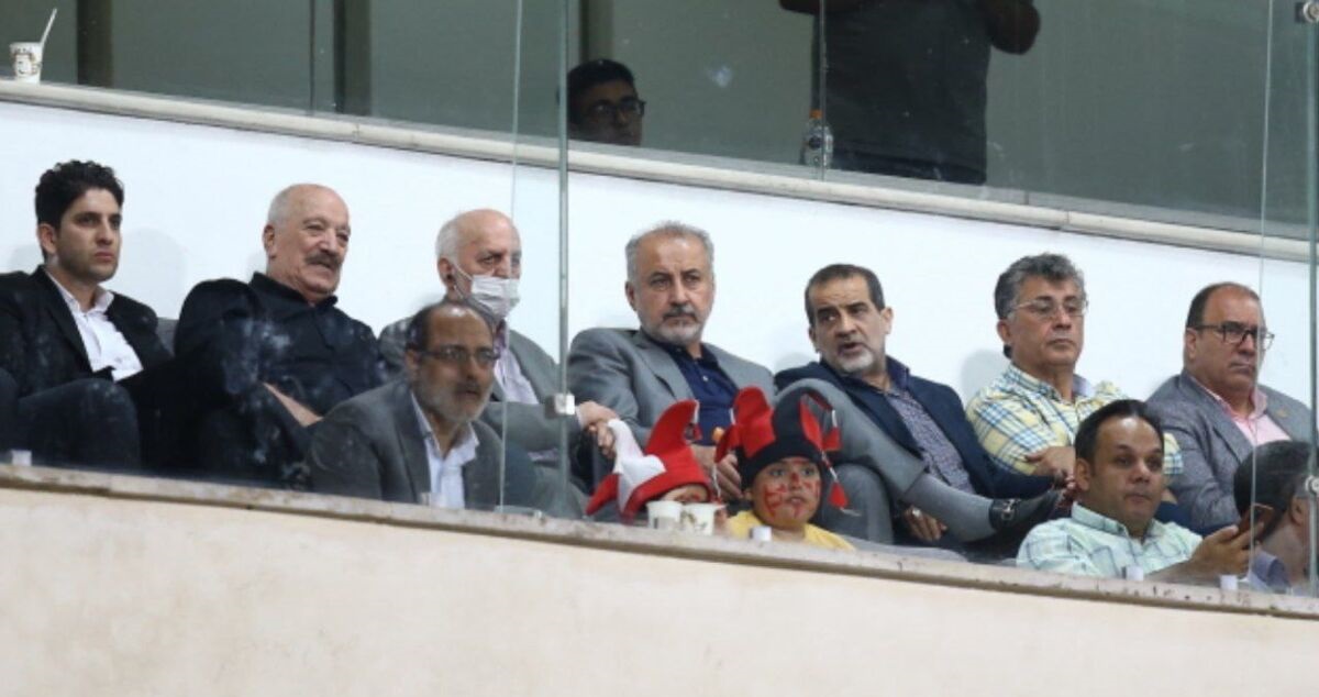 این ستاره جنجالی برای حضور در پرسپولیس چند میلیارد گرفت؟