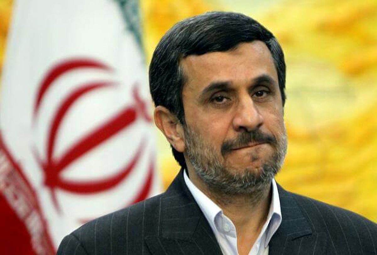 تلاش احمدی نژاد برای ماندن در مجمع