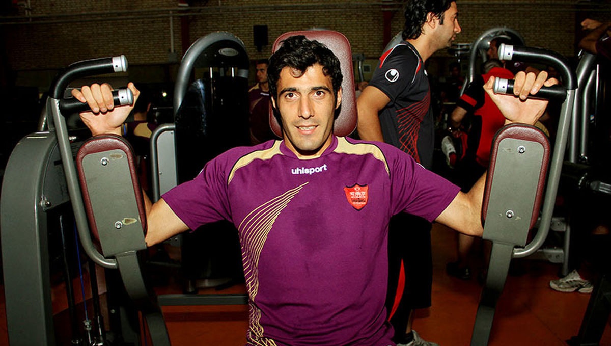 ۵ سال پرسپولیس قهرمان شد یک نفر تبریک نگفت! ۵ سال پرسپولیس قهرمان شد یک نفر تبریک نگفت!