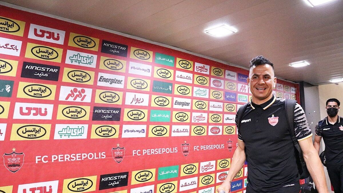 ستاره پرسپولیس جدا می شود ؟ پیشنهاد دو تیم صنعتی رسید ستاره پرسپولیس جدا می شود ؟ پیشنهاد دو تیم صنعتی رسید