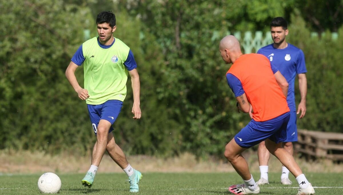 استقلال این دو بازیکن خارجی را می‌خواهد