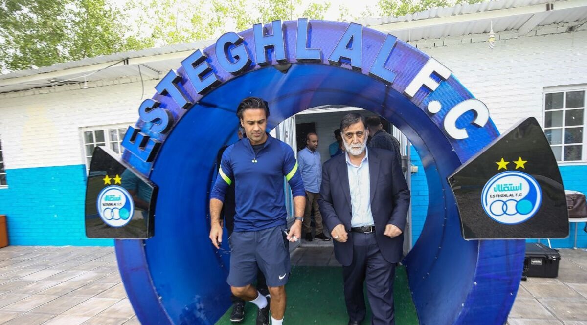 تصمیم غیرمنتظره فرهاد مجیدی در امارات تصمیم غیرمنتظره فرهاد مجیدی در امارات