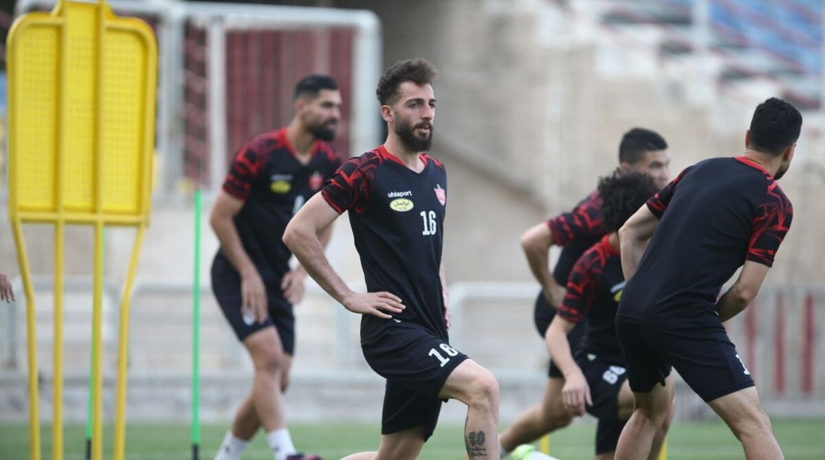 تا زمانی که آقای گل نشوم از پرسپولیس نمی‌روم!