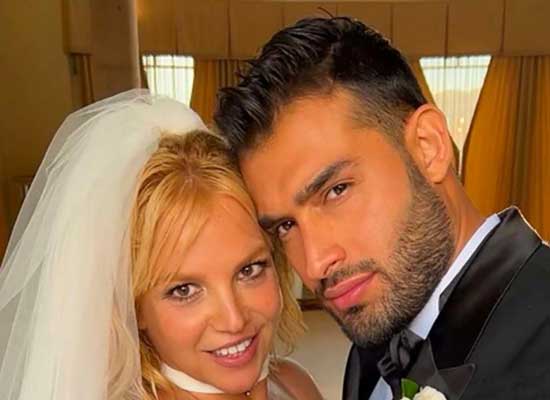 فامیل خواننده زن آمریکایی، ایرانی شد/عکس