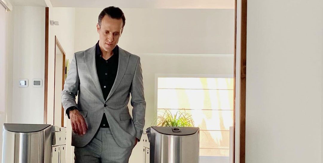 تصمیم عجیب علی کریمی برای ادامه زندگی