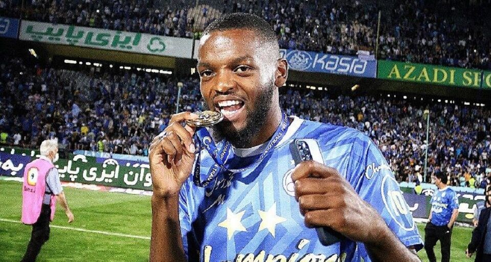 ساپینتو و رونمایی از زوج جدید خط حمله استقلال