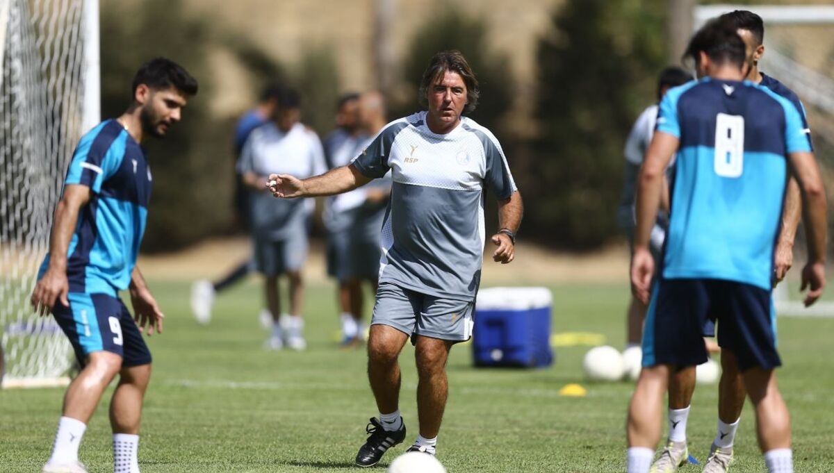 درخواست سرمربی پرتغالی استقلال برای جذب ۳ بازیکن جدید درخواست سرمربی پرتغالی استقلال برای جذب ۳ بازیکن جدید