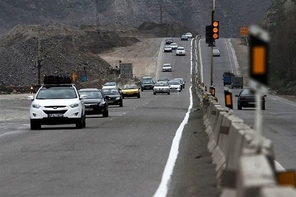 وضعیت جاده‌ها و راه ها، امروز ۲۹ تیر ۱۴۰۱ / ترافیک سنگین در آزادراه‌های تهران - کرج و قزوین - کرج