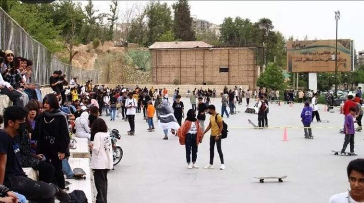 تجمع نوجوانان شیرازی؛ چرا ماجرا امنیتی شده؟