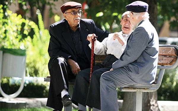 نماینده مجلس: دولت حقوق بازنشستگان تامین اجتماعی ۱۴۰۱ را تعیین تکلیف کند