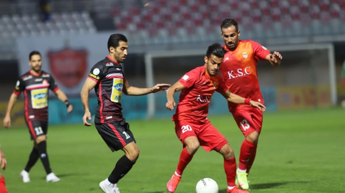 ستاره لیگ برتری با تصمیم ساپینتو آبی‌پوش می‌شود