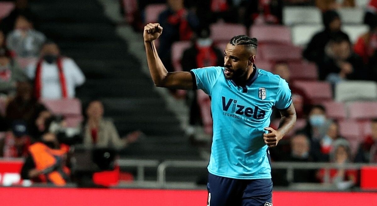 عقد قرارداد این ستاره با پرسپولیس به یک شرط عقد قرارداد این ستاره با پرسپولیس به یک شرط