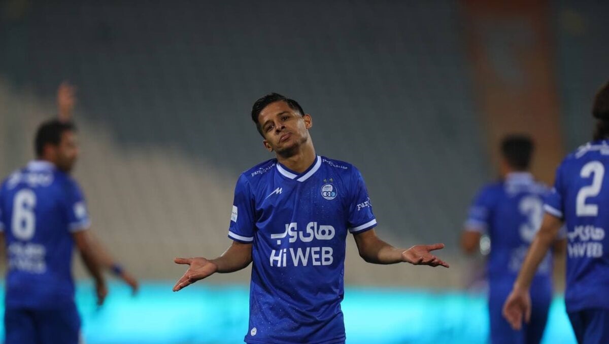 این ستاره فرشته نجات استقلال ؟