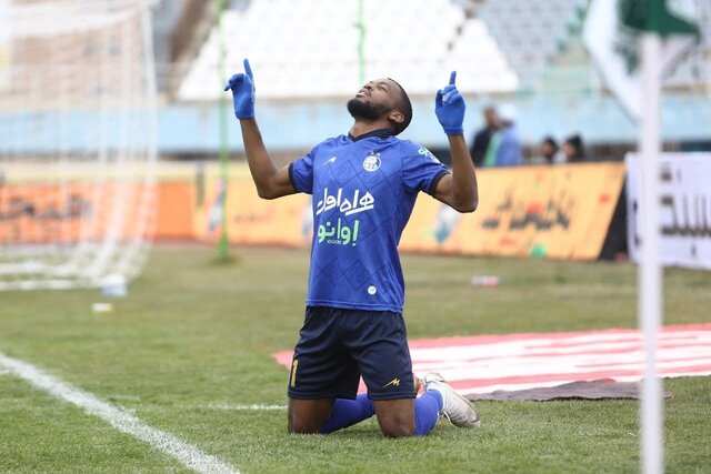 عطش گلزنی ستاره استقلال دوباره بازمی گردد ؟ عطش گلزنی ستاره استقلال دوباره بازمی گردد ؟