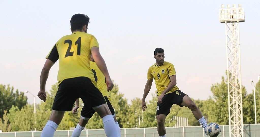 تماس کلیدی با یک پرسپولیسی