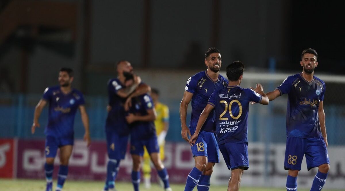 تصمیم جدید و جنجالی ساپینتو برای بازی بعدی استقلال تصمیم جدید و جنجالی ساپینتو برای بازی بعدی استقلال