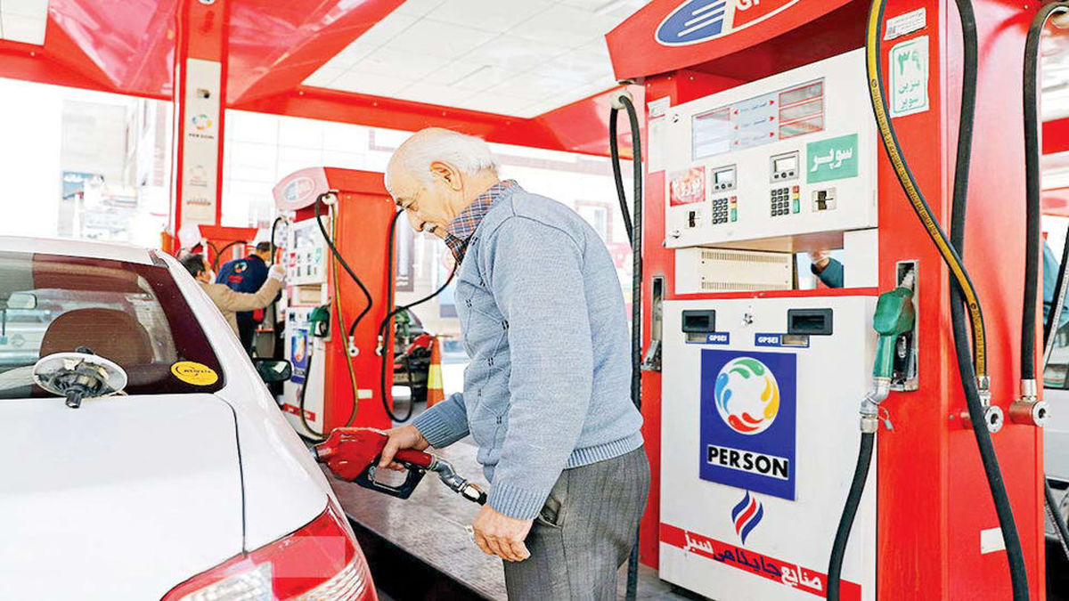 خبر تازه از سهمیه‌بندی بنزین/ قیمت بنزین چند می‌شود؟