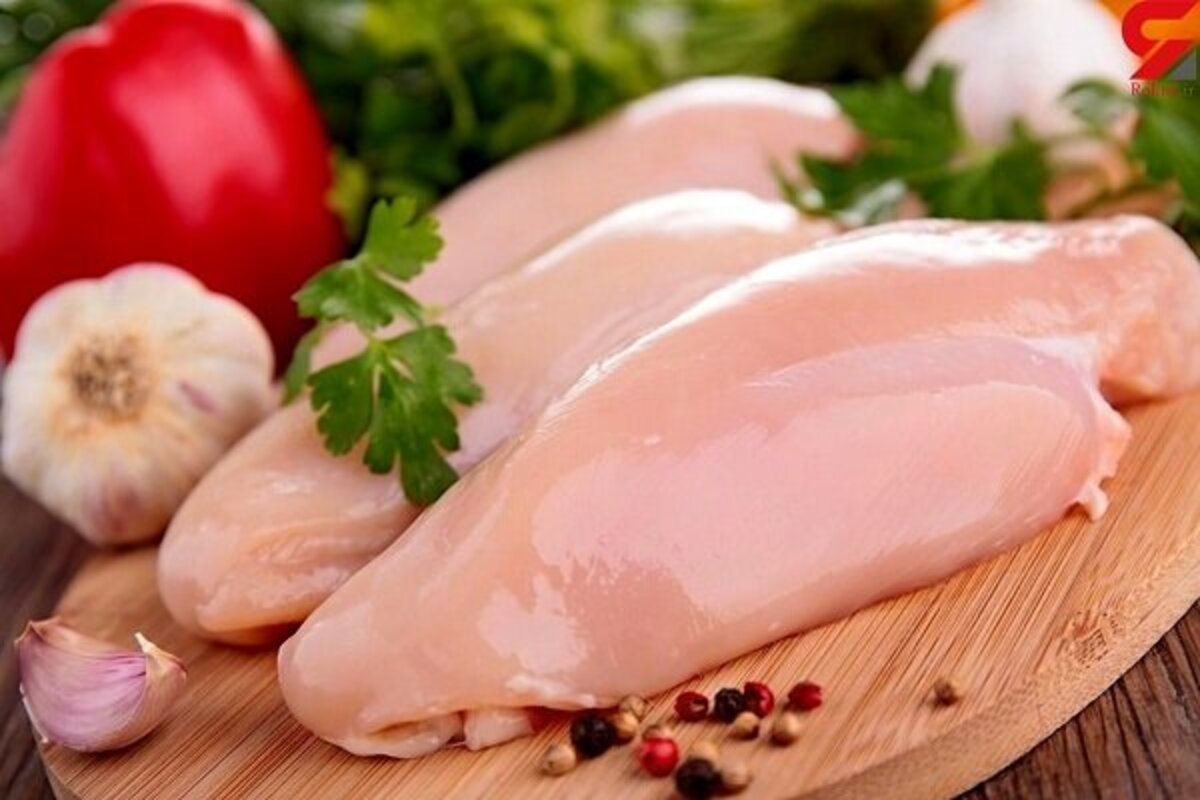 قیمت گوشت مرغ امروز یکم شهریورماه هر کیلو ۵۵,۹۰۰ تومان