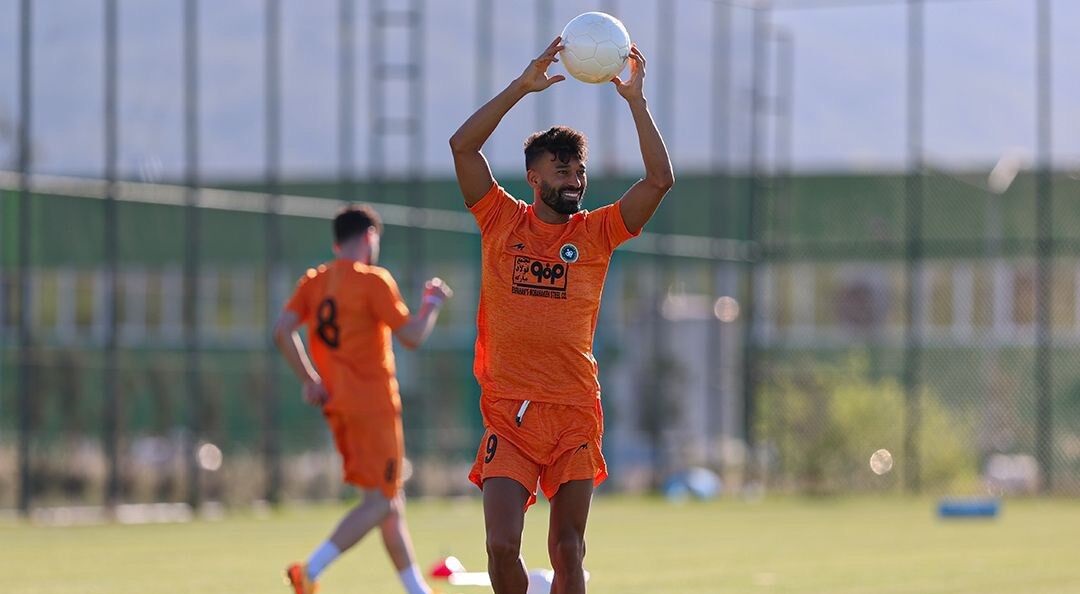 کی روش برای گرفتن پاسپورت این پرسپولیسی به فدراسیون پیام داد کی روش برای گرفتن پاسپورت این پرسپولیسی به فدراسیون پیام داد