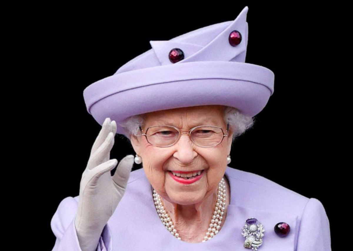 حال ملکه انگلیس وخیم است/نگرانی پزشکان از حال ملکه بریتانیا