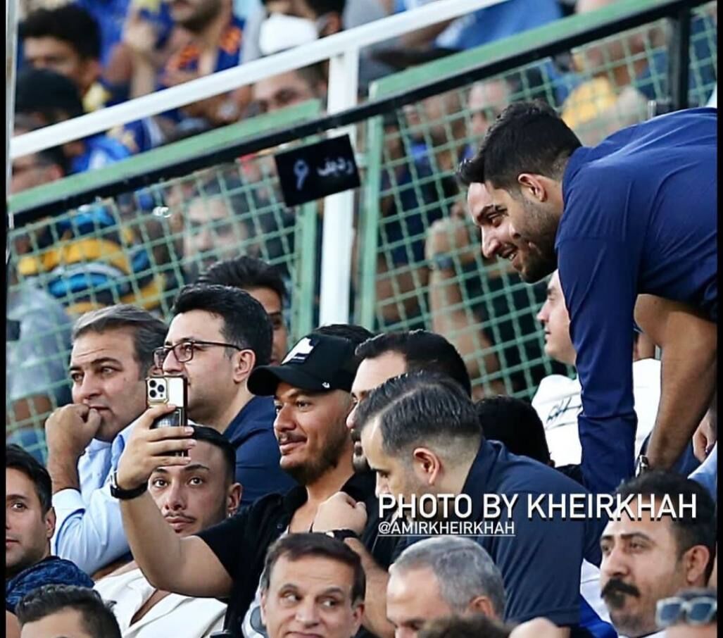 خواننده محبوب یک استقلالی دو آتیشه