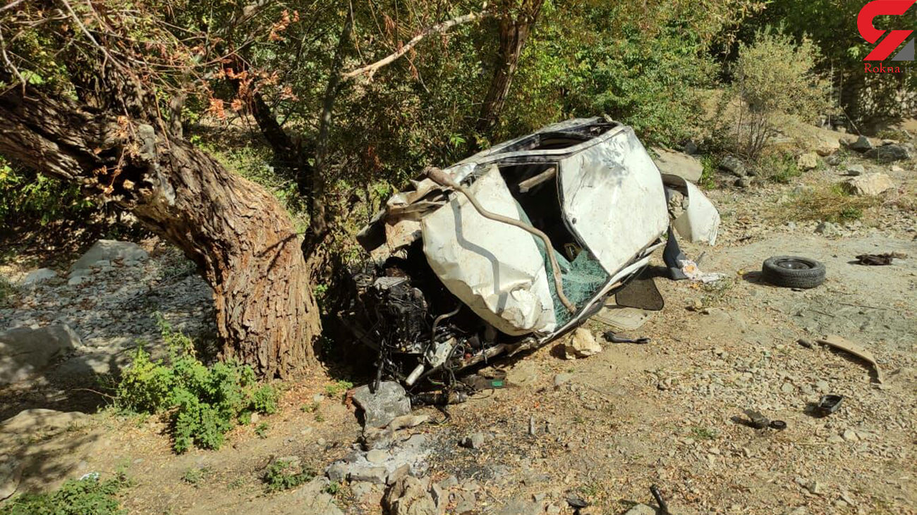 واژگونی مرگبار پژو پارس در جاده چالوس / راننده خواب بود