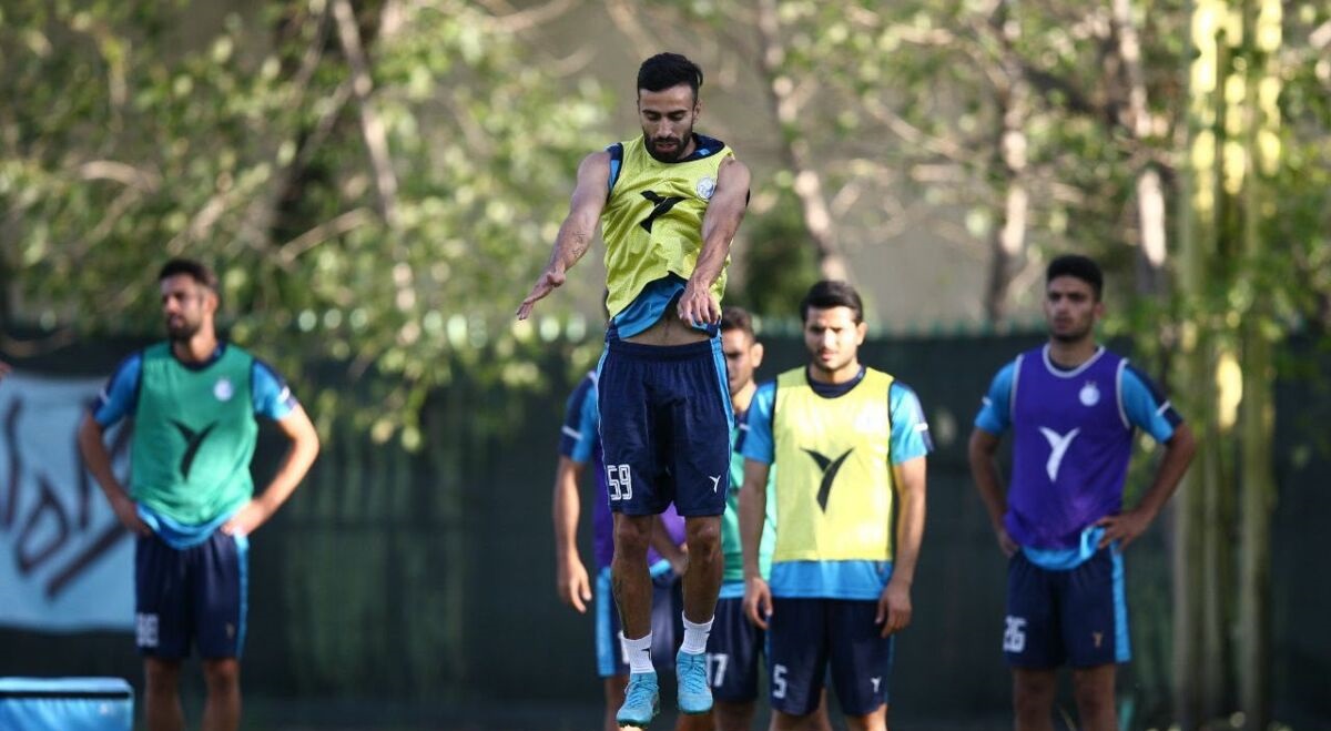 خرید جدید برای استقلال در راه است ؟ خرید جدید برای استقلال در راه است ؟