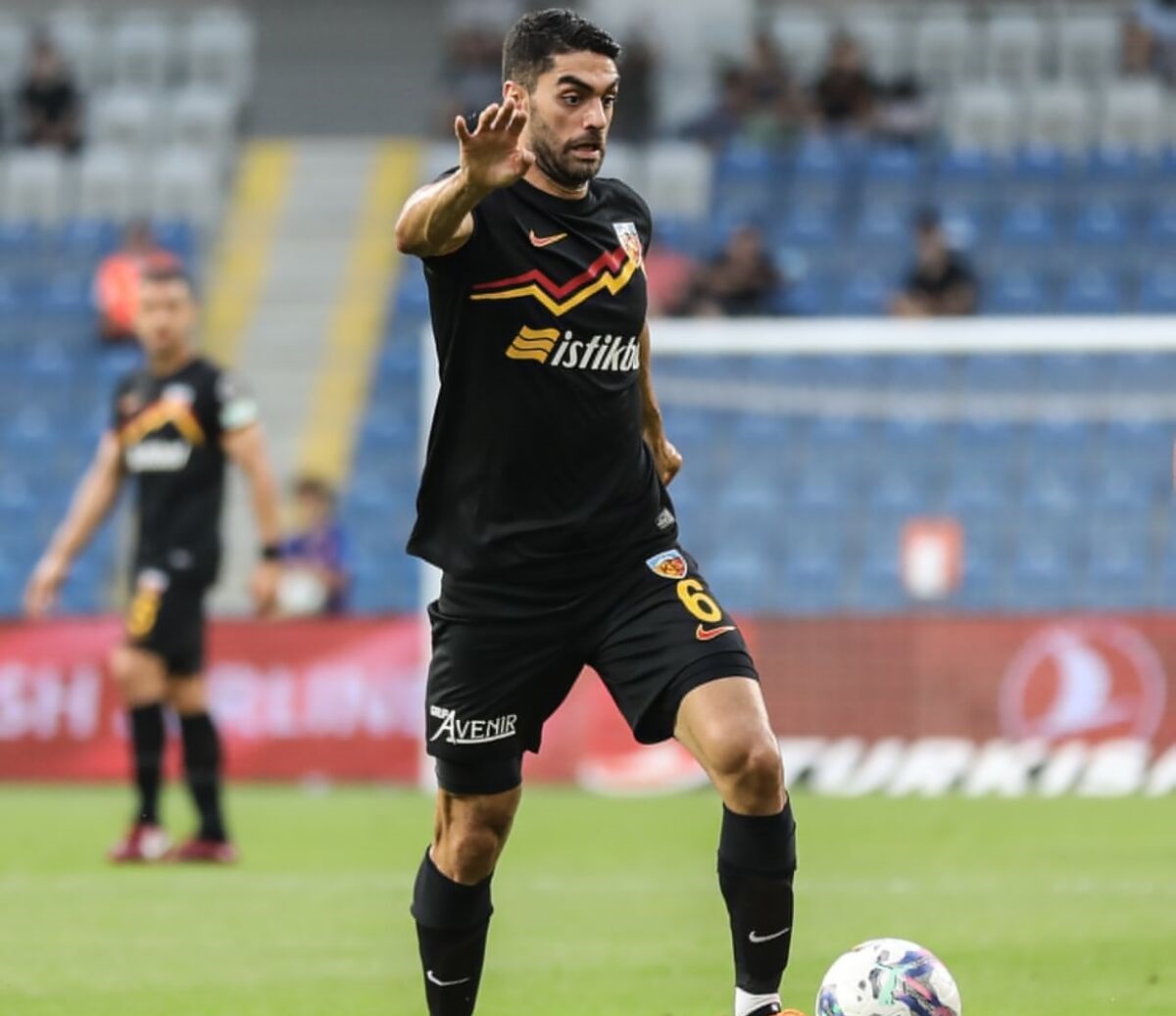 این استقلالی می‌خواهد در جام جهانی بازی کند!