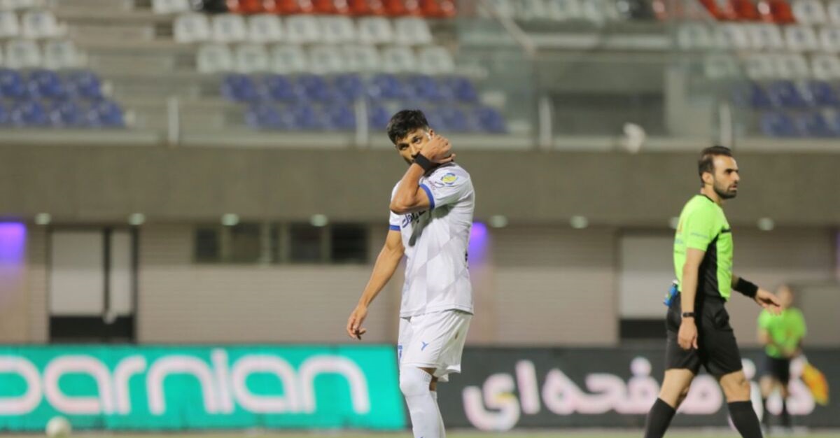 ساپینتو برای این ستاره استقلال به کی روش رو می زند