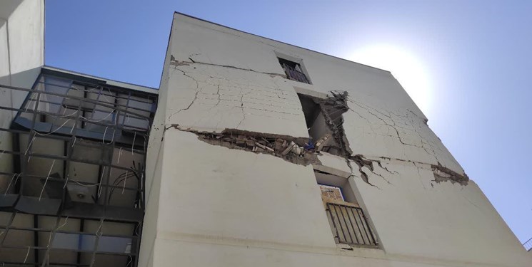 انفجار هولناک ساختمان ۴ طبقه در پرند / وحشت در سکوت بامدادی + عکس