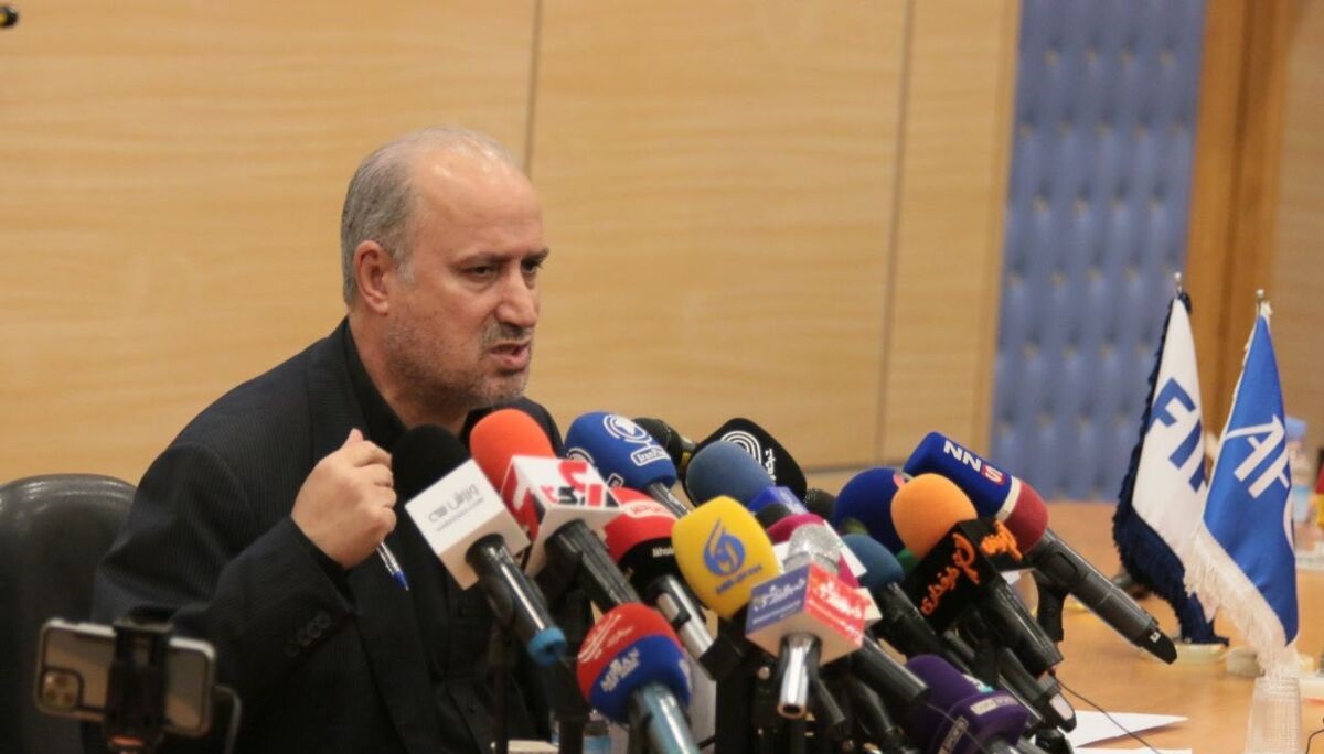 مهدی تاج چه کسی را انتخاب میکند؟ مهدی تاج چه کسی را انتخاب میکند؟