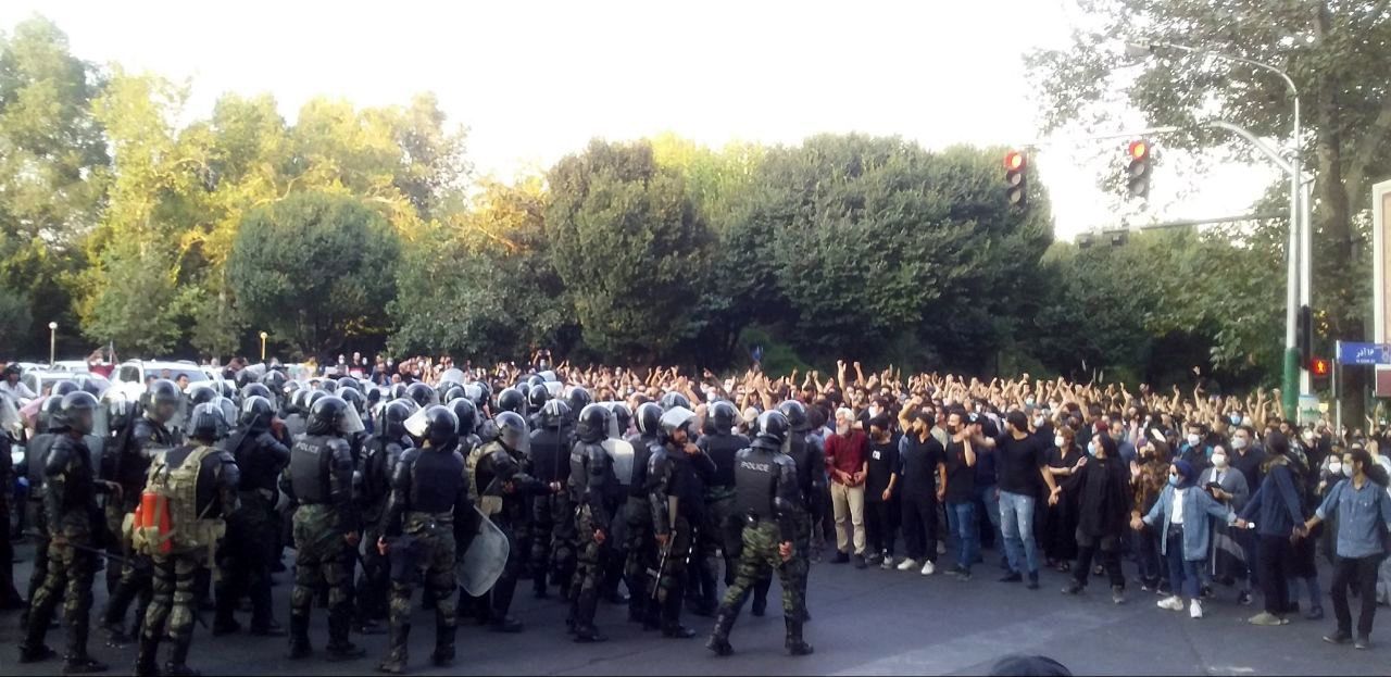انتقادات صریح جمهوری اسلامی /شرط تمام شدن اعتراضات خیابانی چیست؟