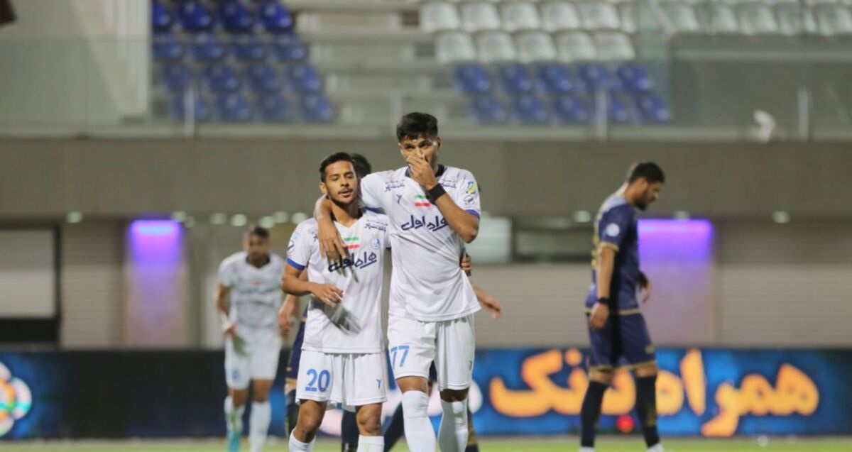 سکوت جنجالی ستاره استقلال در واکنش به یک سوال