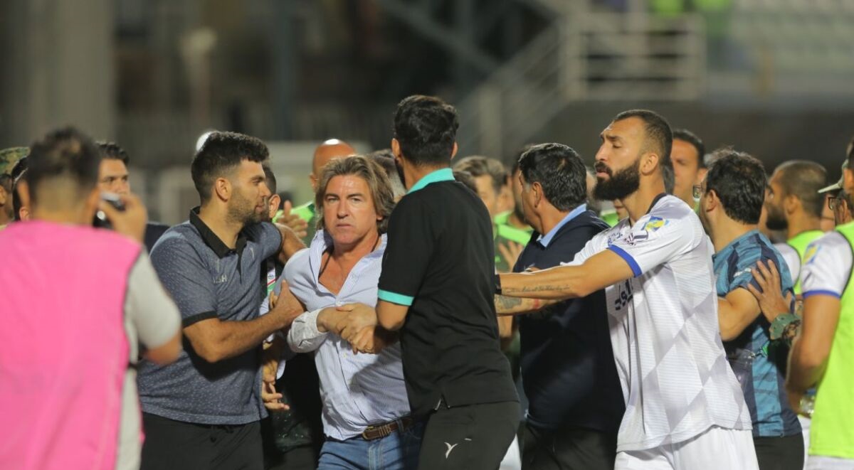 ساپینتو ورزش را با چاله میدان اشتباه گرفته ! ساپینتو ورزش را با چاله میدان اشتباه گرفته !