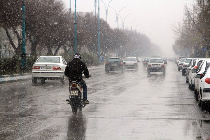 وضعیت جاده‌ها و راه‌ها، امروز ۱۹ آبان ۱۴۰۱ / تردد روان در محورهاى شمالى/ بارش برف و باران در برخی از محور‌های استان تهران