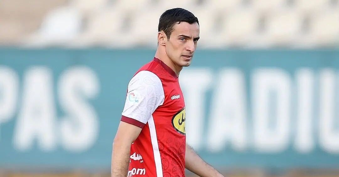 مدافع پرسپولیس ممنوعالخروج است؟ مدافع پرسپولیس ممنوعالخروج است؟