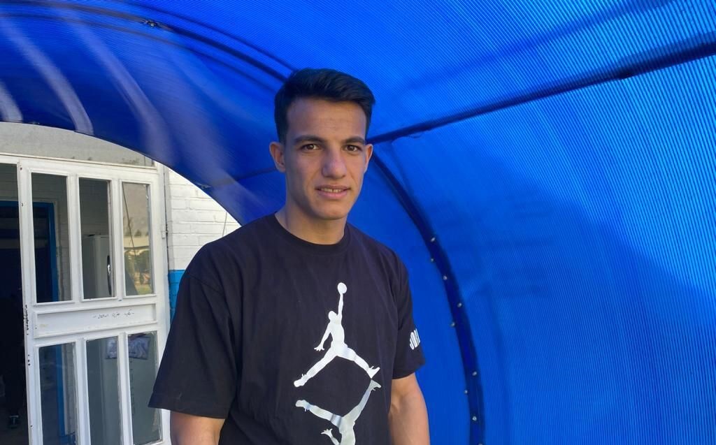 خط قرمز دوباره کی روش روی یک استقلالی