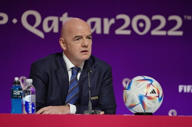 رییس فیفا درباره عدم حذف ایران از جام جهانی: آیا همه ۸۰ میلیون نفر مردم ایران بد هستند؟ / چرا باید همه آن‌ها را تحریم کنیم؟