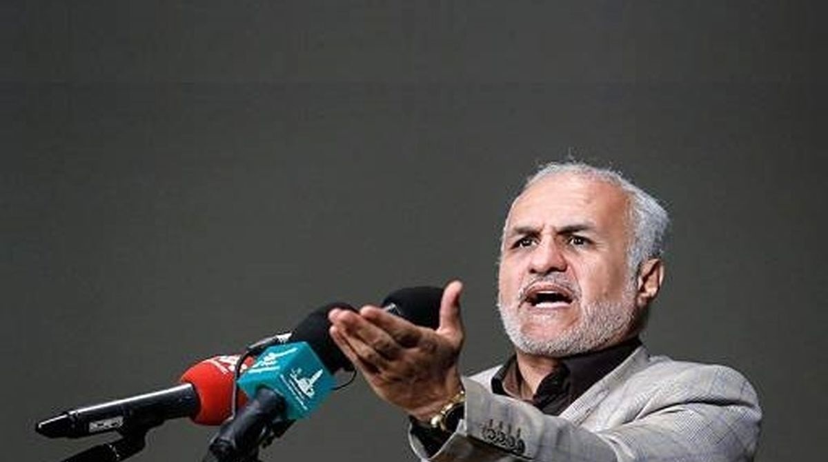 توهین عجیب حسن عباسی به فوتبالیست ها کار دستش داد توهین عجیب حسن عباسی به فوتبالیست ها کار دستش داد