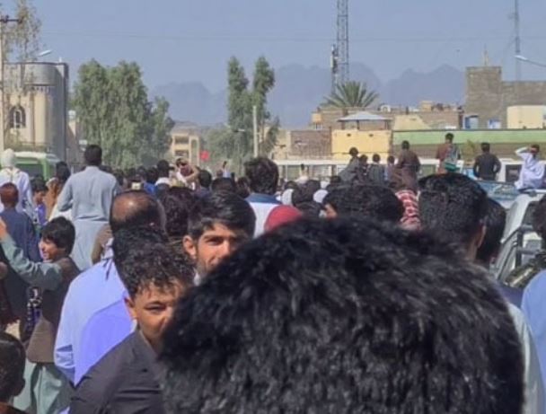 رئیس پلیس زاهدان برکنار شد / شورای تأمین: در حوادث زاهدان تیراندازی نیروهای انتظامی منجر به مجروحیت و از دست دادن جان تعدادی از شهروندان نمازگزار بی گناهی شد که نقشی در اغتشاش نداشتند رئیس پلیس زاهدان برکنار شد / شورای تأمین: در حوادث زاهدان تیراندازی نیروهای انتظامی منجر به مجروحیت و از دست دادن جان تعدادی از شهروندان نمازگزار بی گناهی شد که نقشی در اغتشاش نداشتند